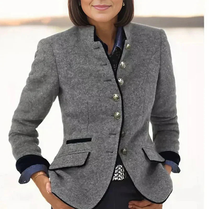 Sara | Elegante Kurzjacke mit Taschen